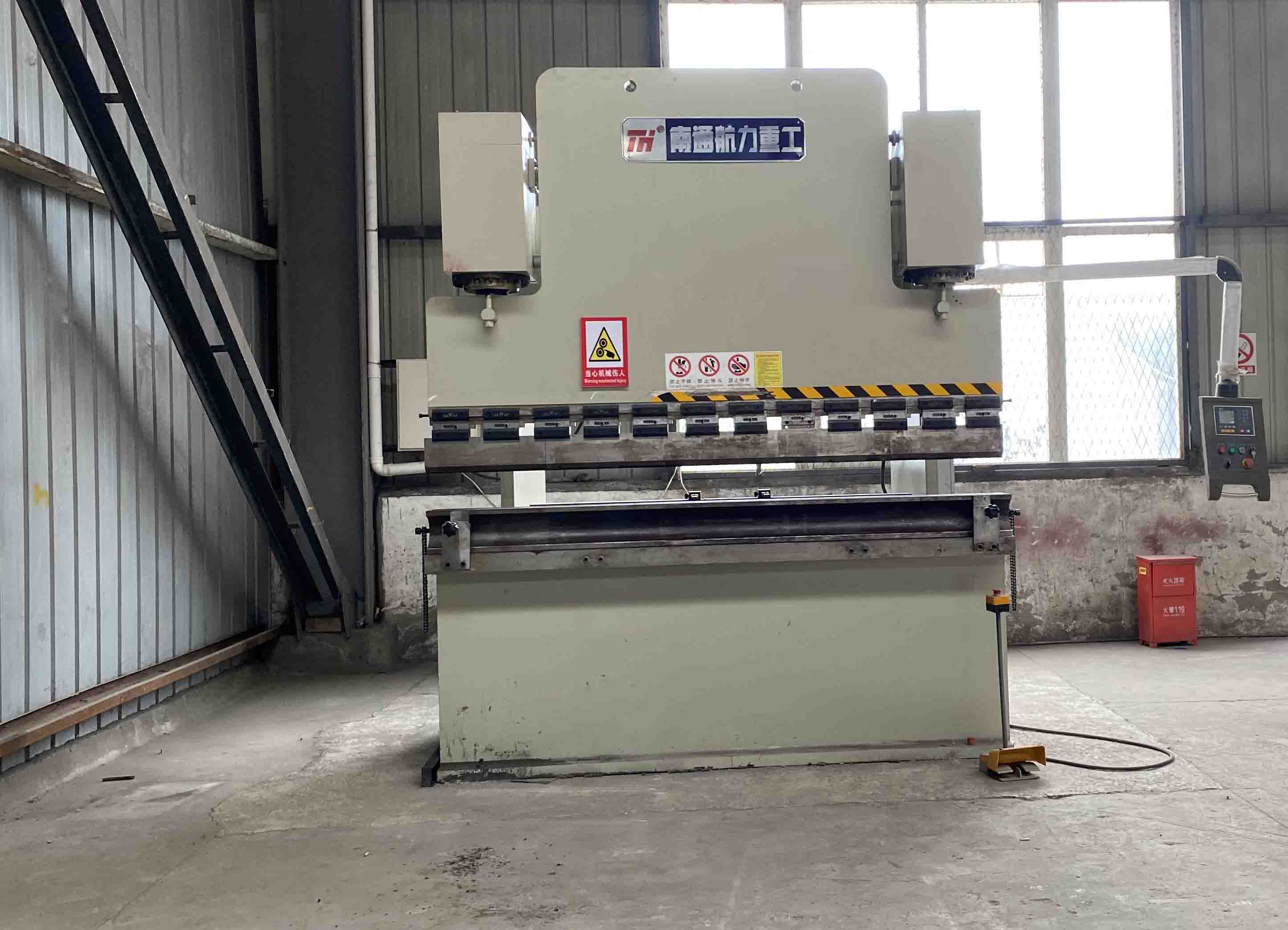 Riveting and welding parts